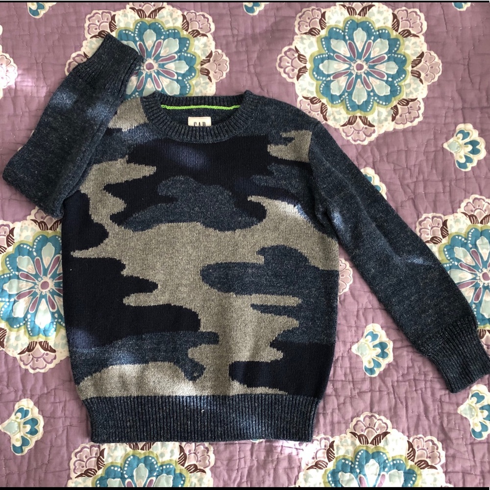 Gap Kids Navy Camo Sweater, Size 4